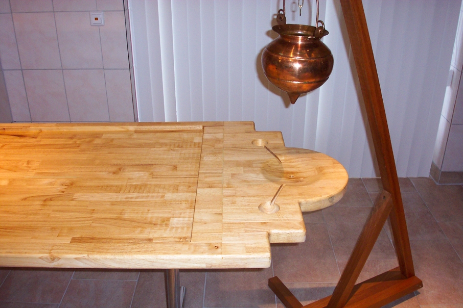 Dhroni Ayurveda massagetafel