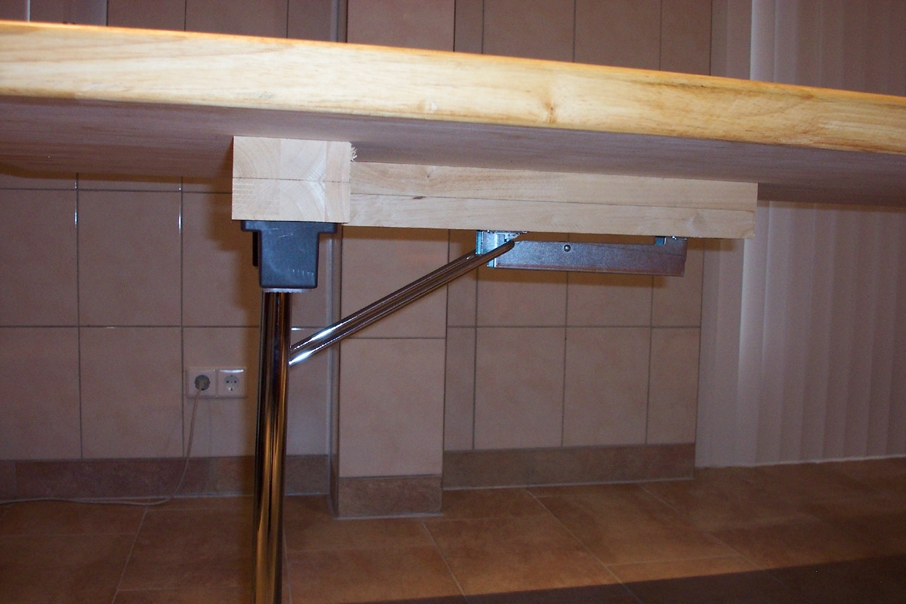 Dhroni Ayurveda massagetafel